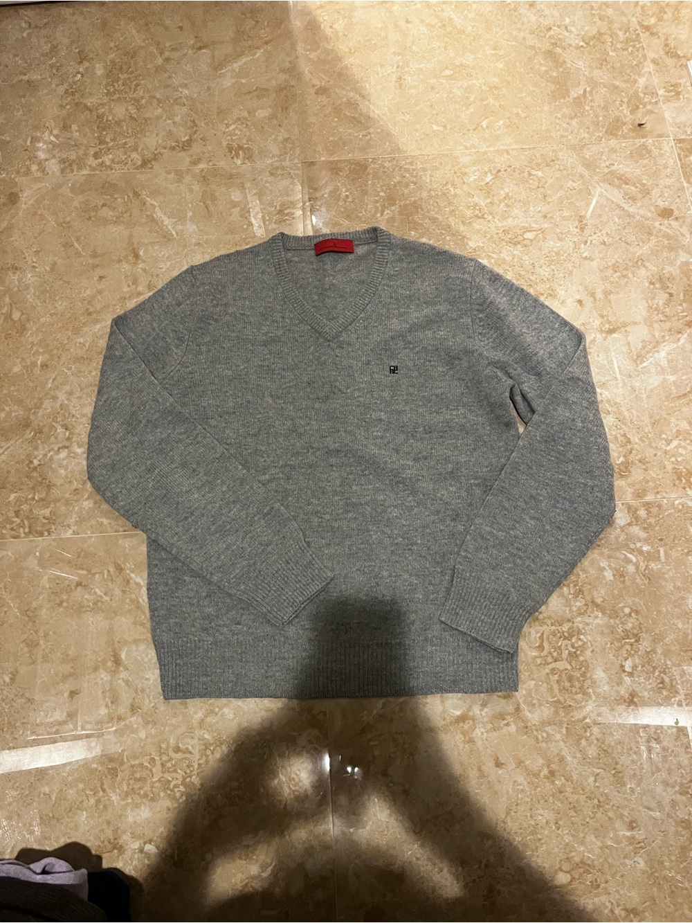 Carolina Herrera Men's V-Neck Sweater in Light Gray (L)